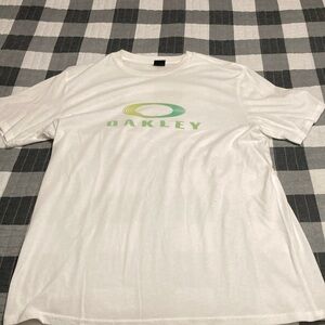 Mens Oakley tee white size XL